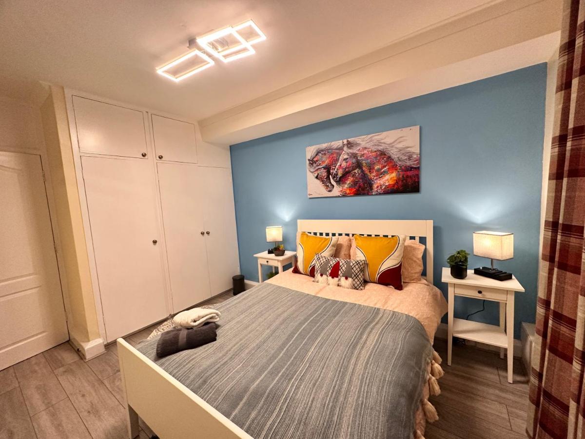 Posh 2-Bedroom, Living Room, Kitchen & 1.5 Bathroom Londyn Zewnętrze zdjęcie